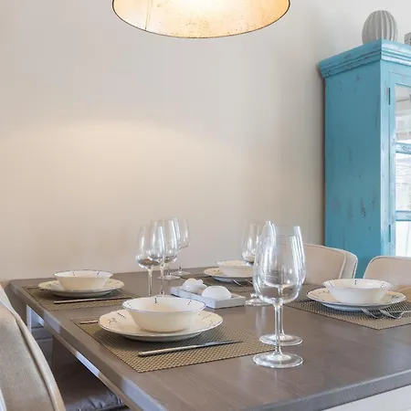 Ameland App 12 Nyaraló